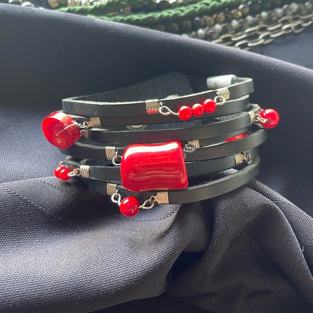 Leather bracelet